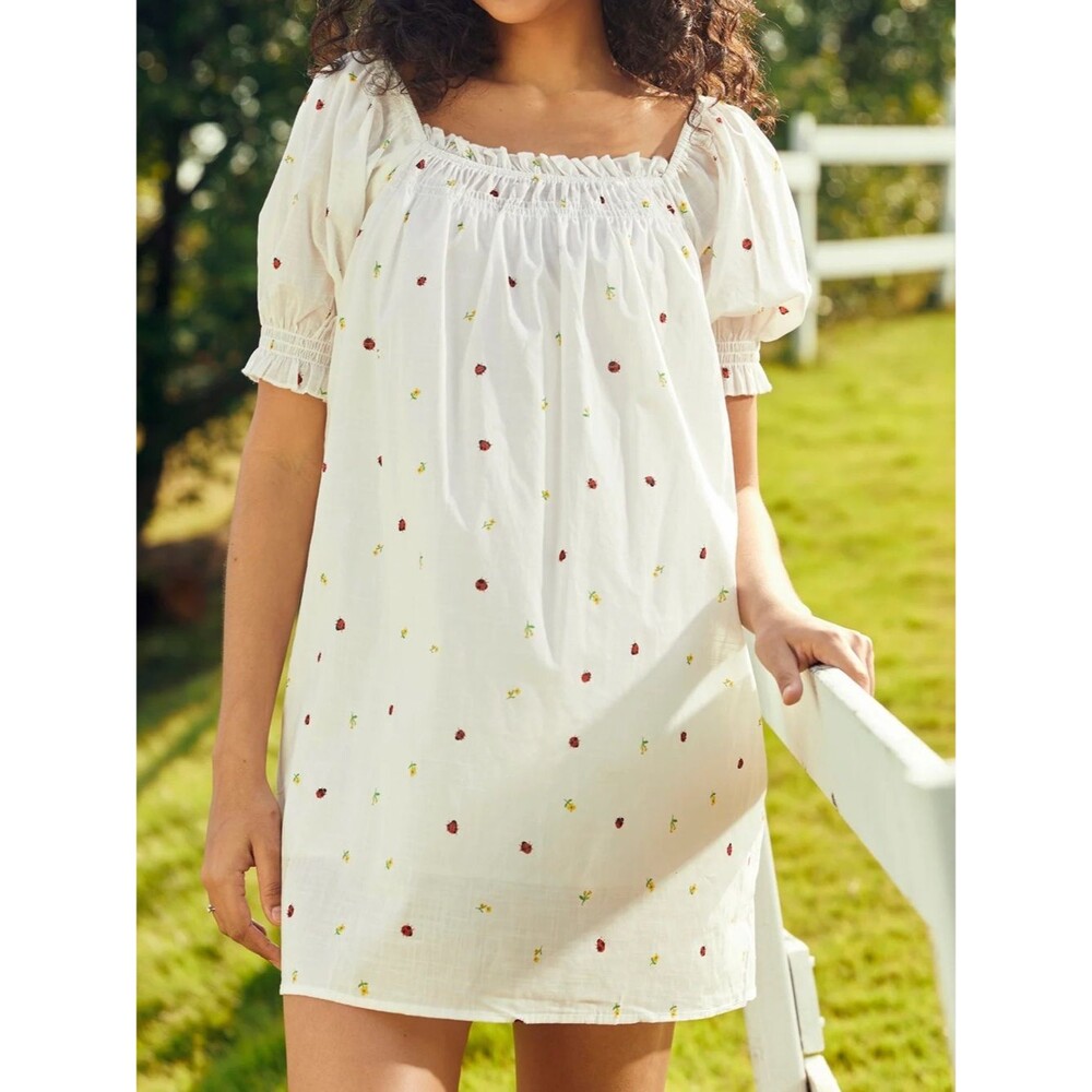 NWOT Modcloth Ivory Ladybug Garden Smocked Babydoll Dress Medium Cottagecore